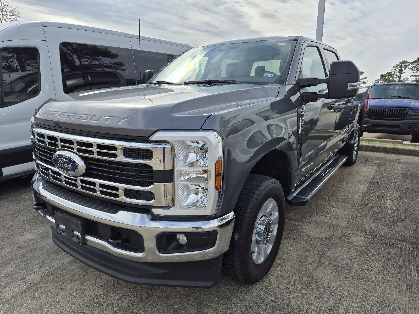 2024 Ford Super Duty F-250 SRW XLT