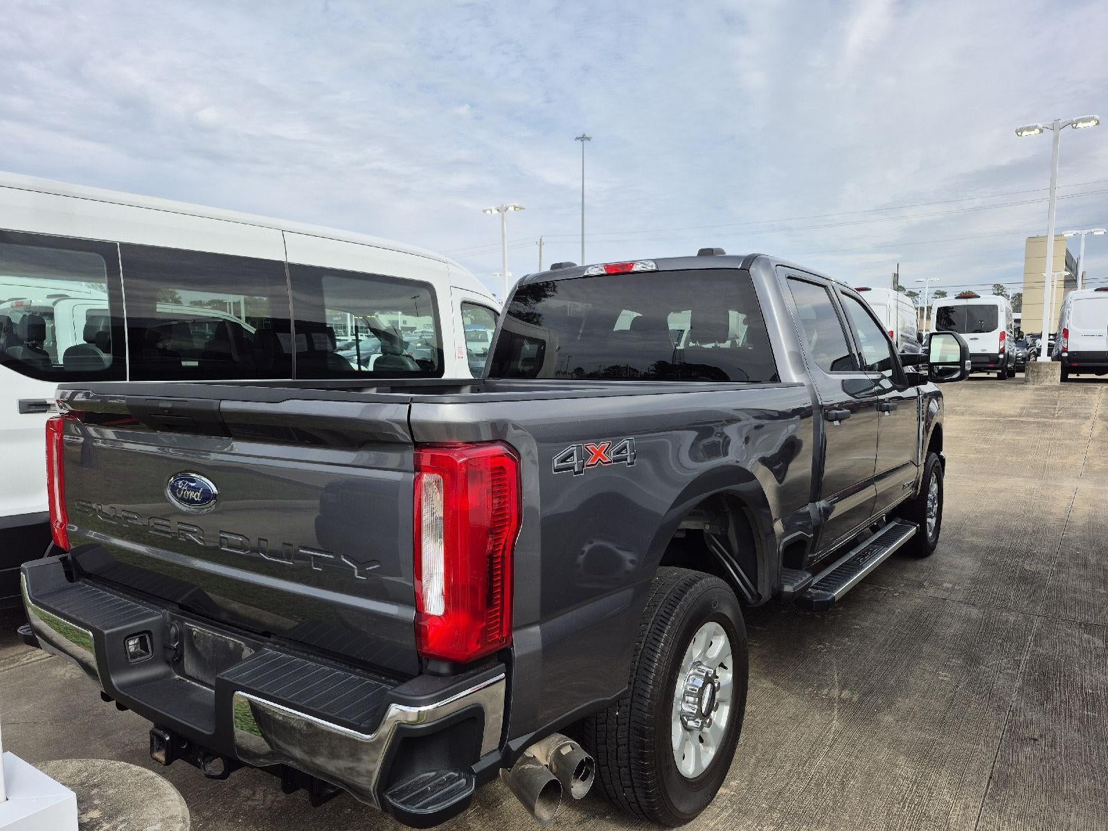 2024 Ford Super Duty F-250 SRW XLT