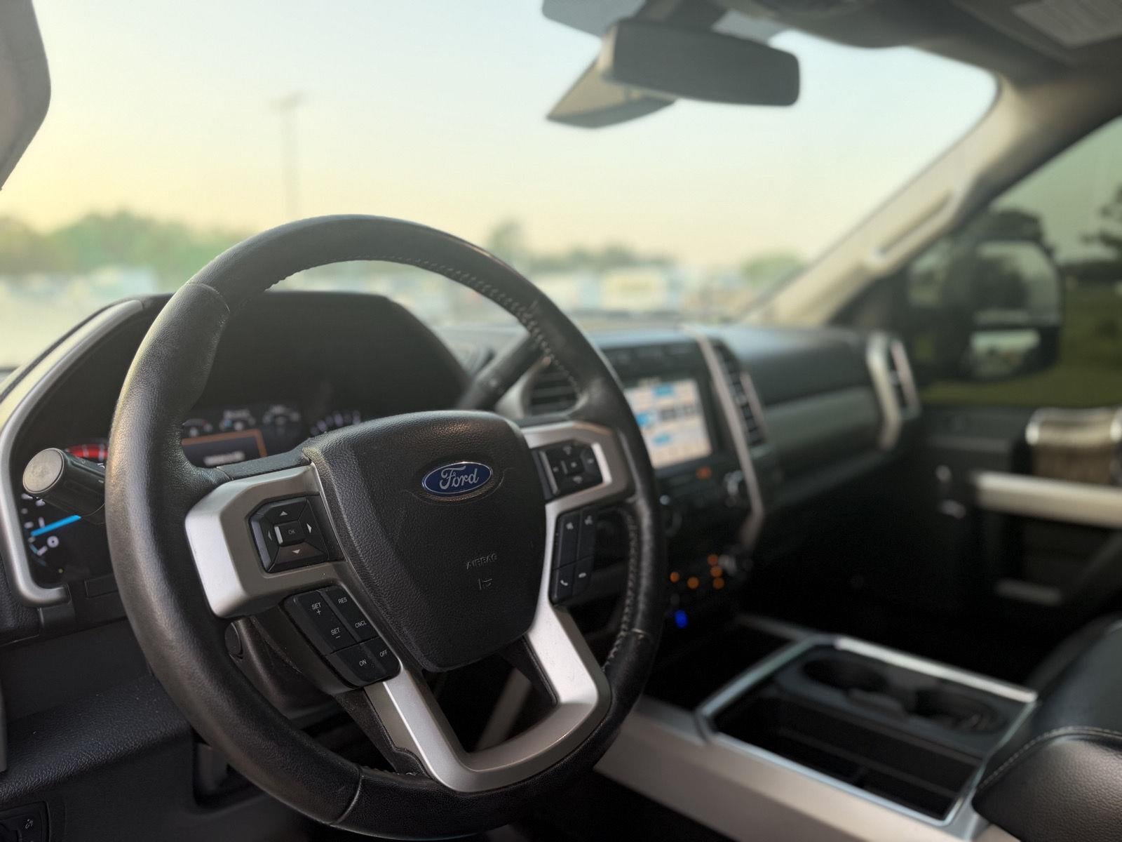 2017 Ford Super Duty F-250 Lariat