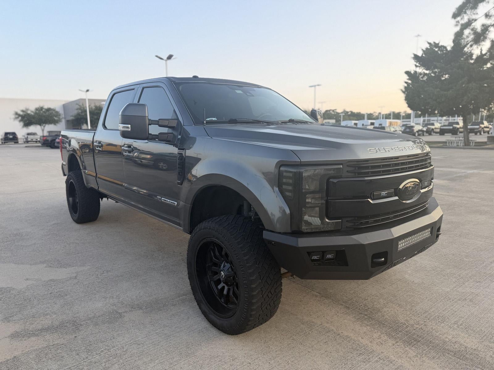 2017 Ford Super Duty F-250 Lariat