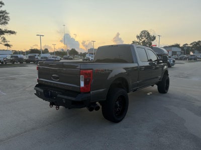 2017 Ford Super Duty F-250 Lariat