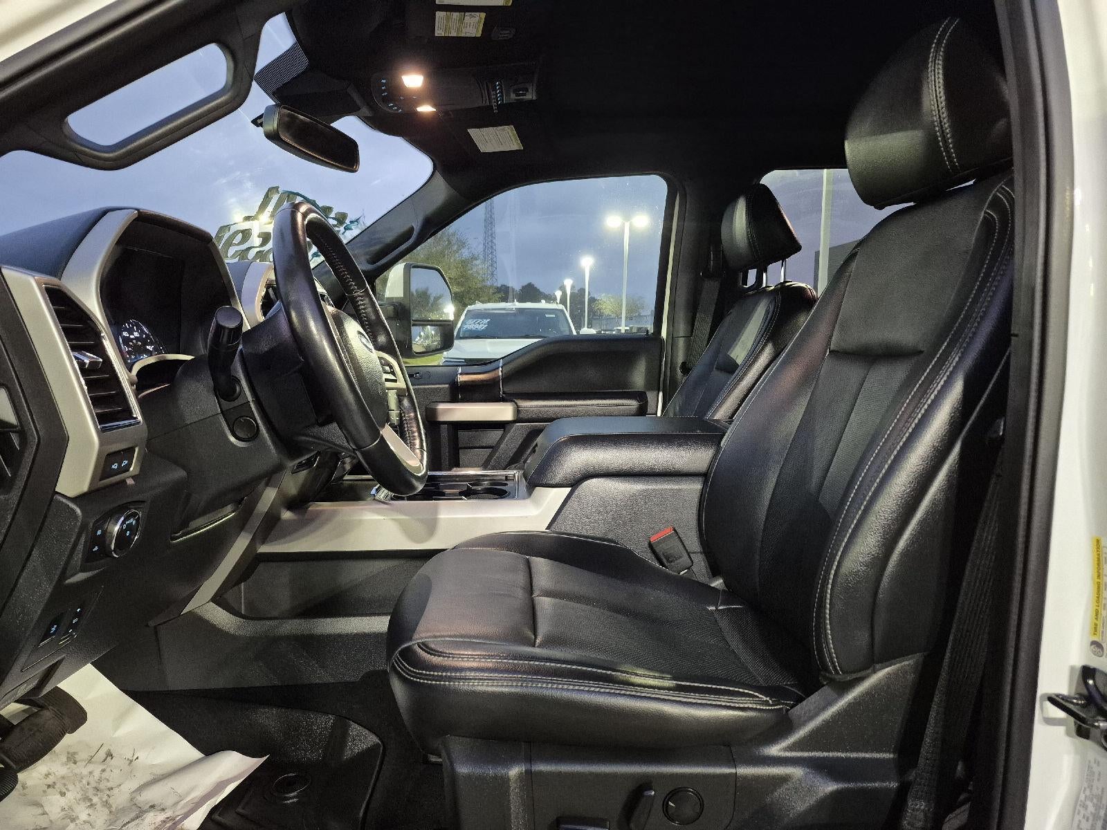 2022 Ford Super Duty F-250 SRW LARIAT