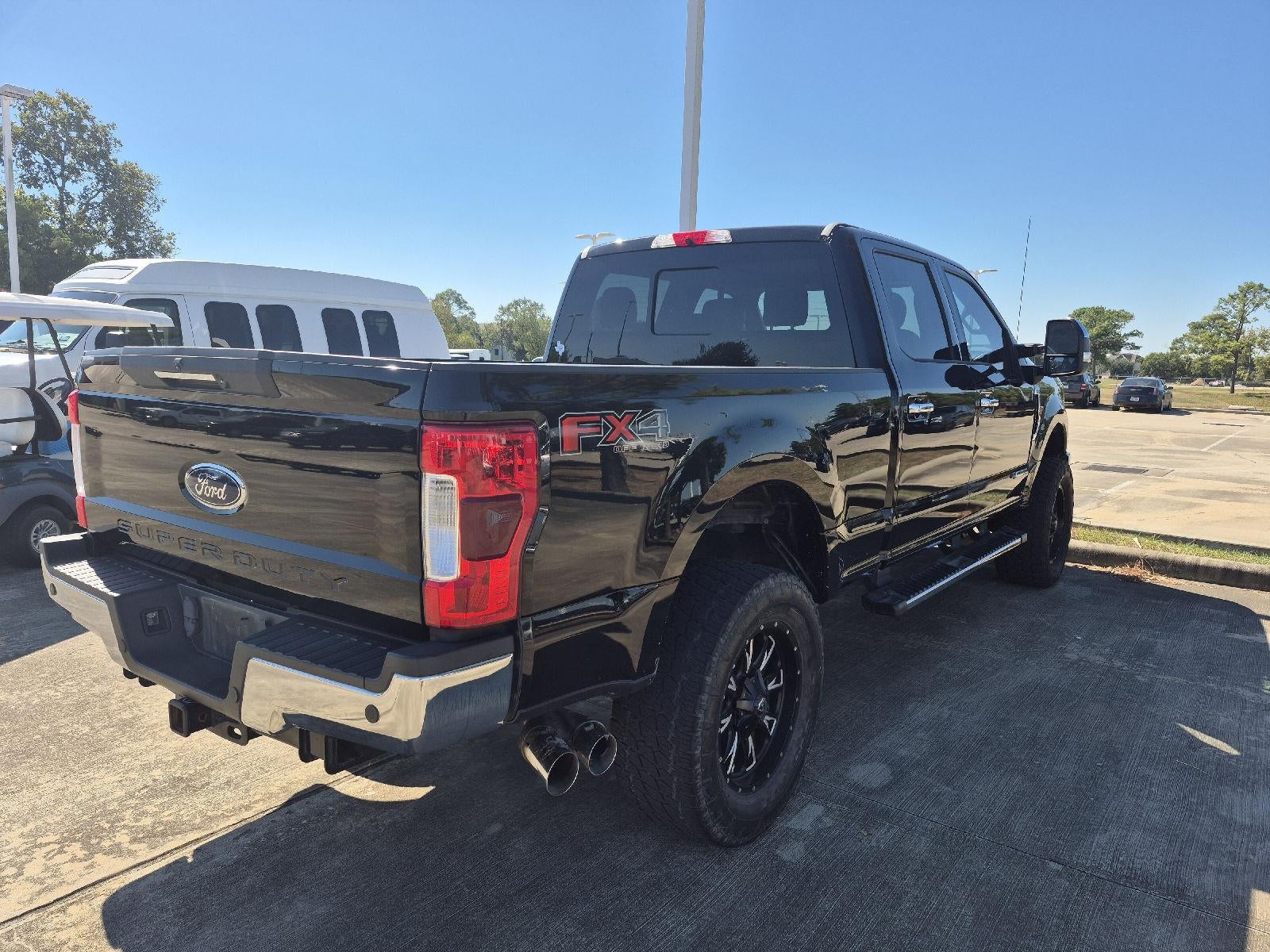 2017 Ford Super Duty F-250 Lariat