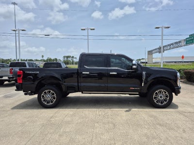 2025 Ford Super Duty F-250 SRW Platinum