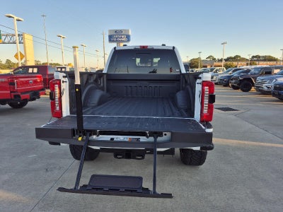 2026 Ford LIFTED Super Duty F-250 SRW LARIAT