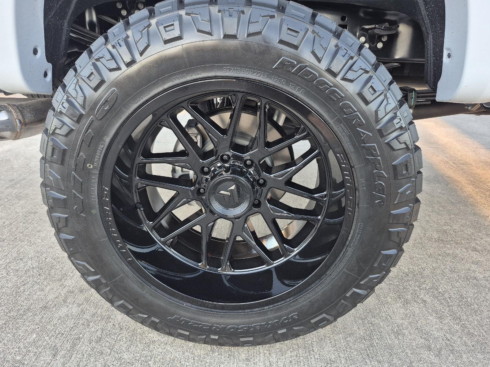 2026 Ford LIFTED Super Duty F-250 SRW LARIAT