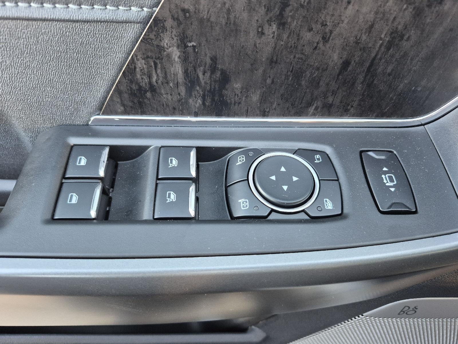 2026 Ford LIFTED Super Duty F-250 SRW LARIAT