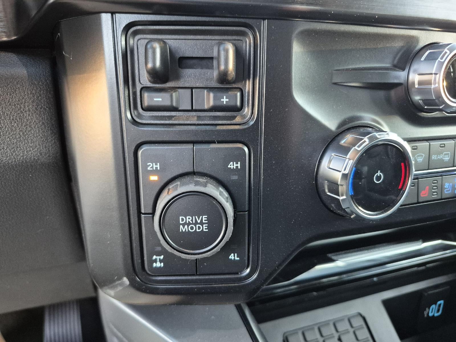 2026 Ford LIFTED Super Duty F-250 SRW LARIAT