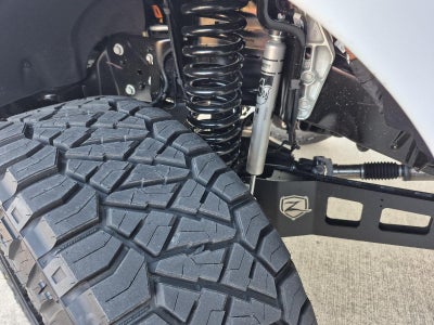 2026 Ford LIFTED Super Duty F-250 SRW LARIAT