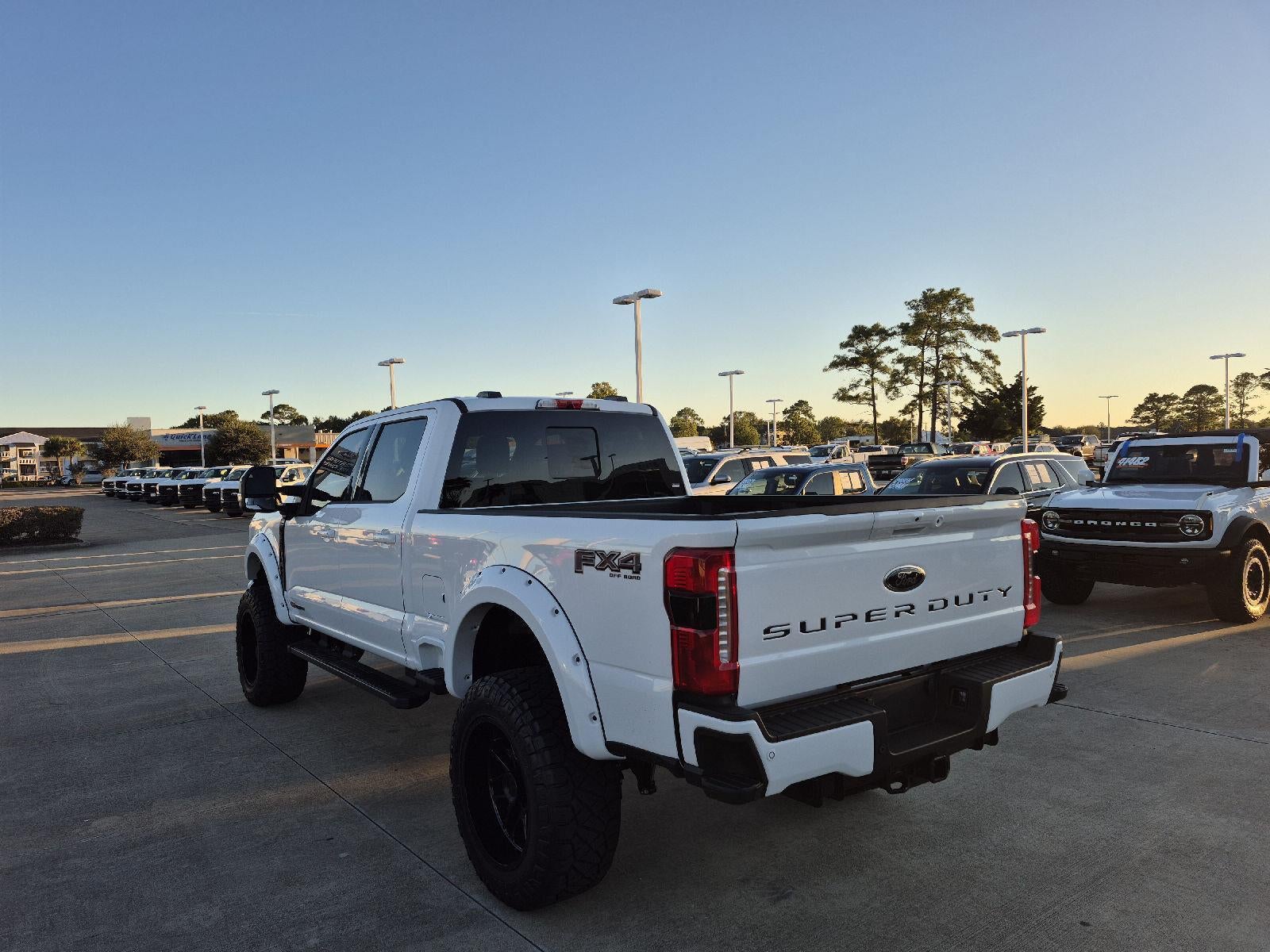 2026 Ford LIFTED Super Duty F-250 SRW LARIAT