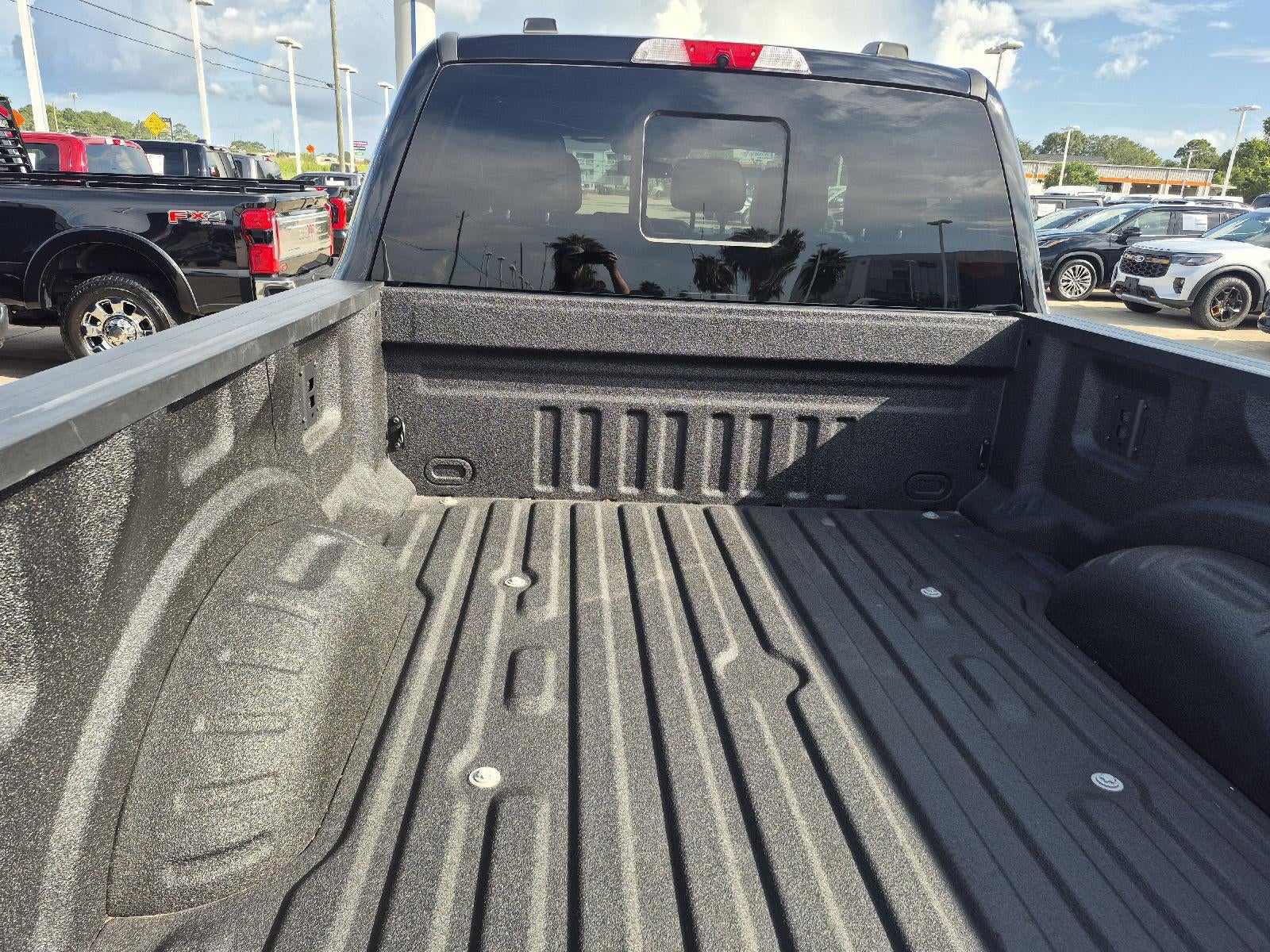 2025 Ford F250 Base