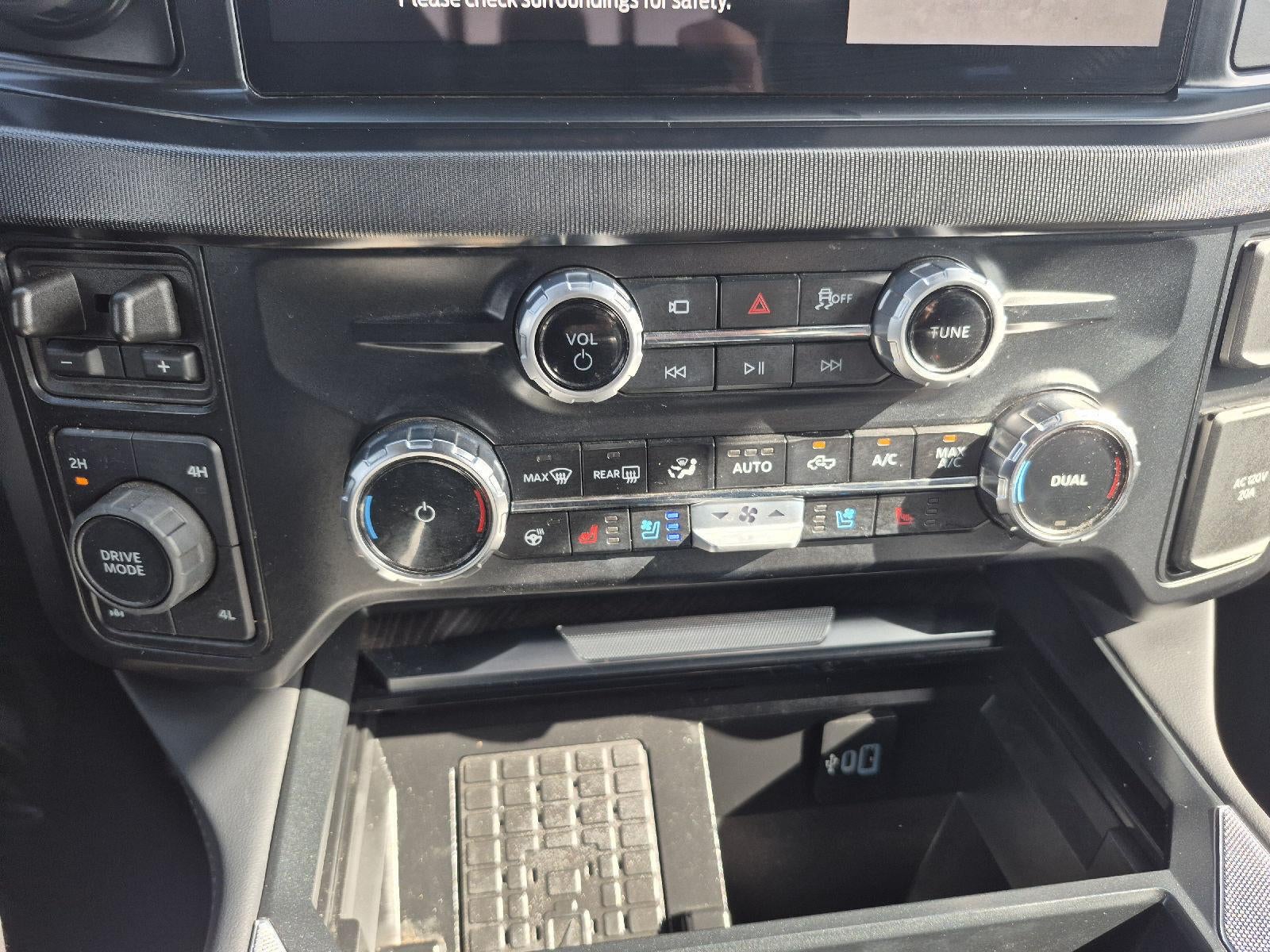 2025 Ford F250 Base