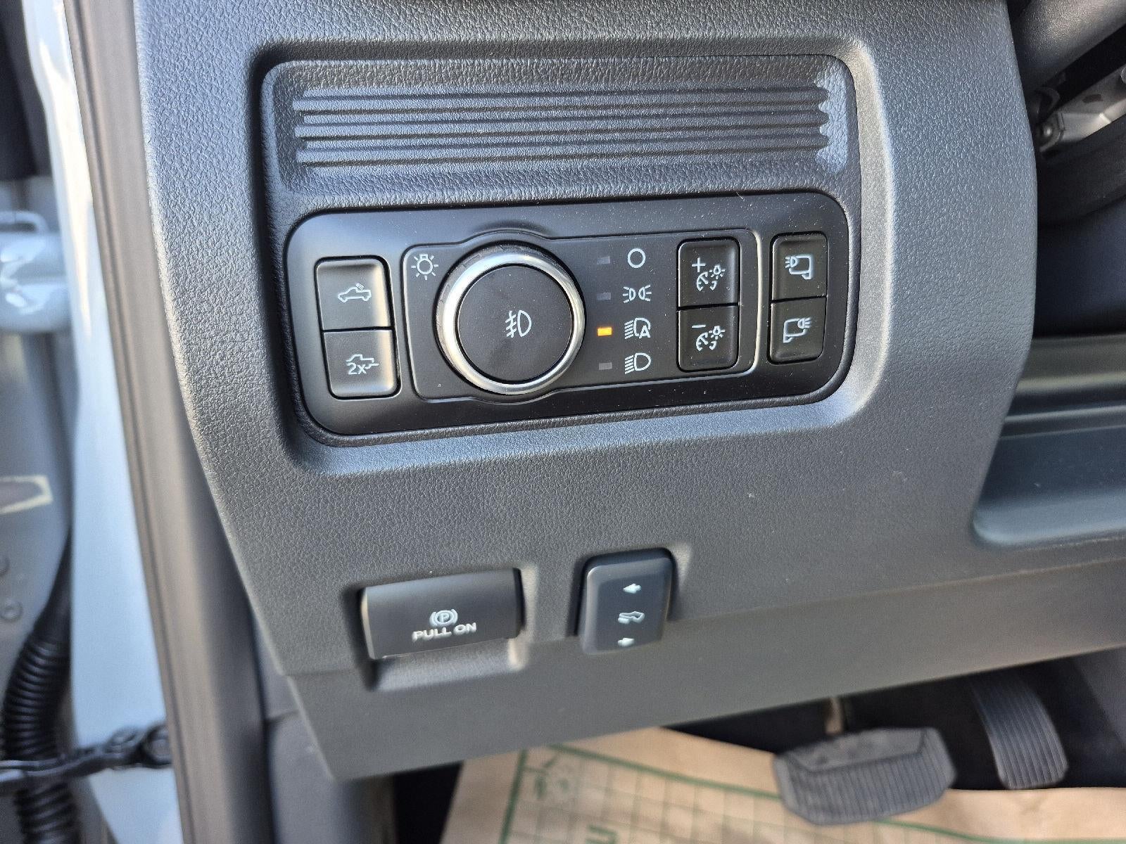 2026 Ford LIFTED Super Duty F-250 SRW LARIAT