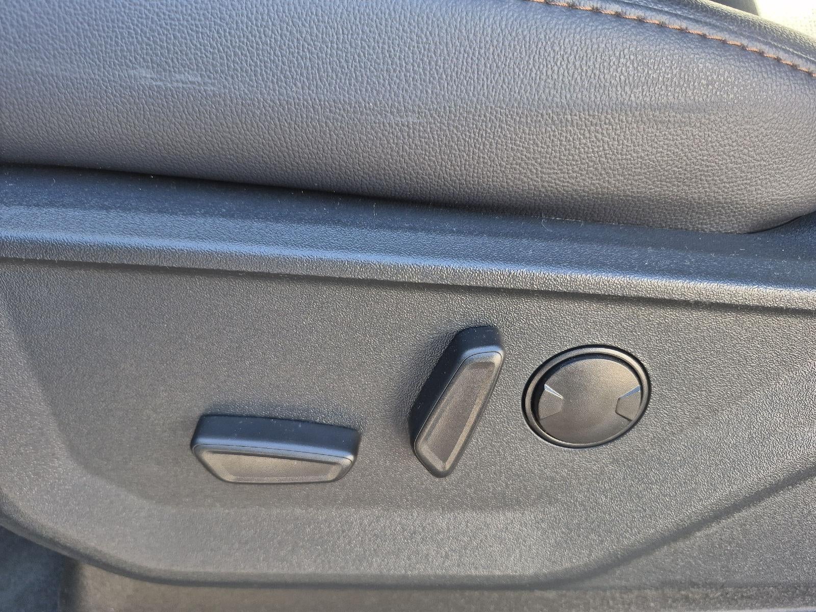 2026 Ford LIFTED Super Duty F-250 SRW LARIAT