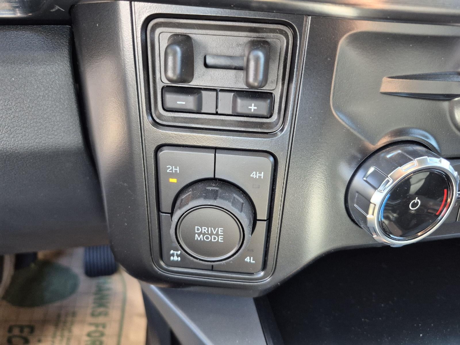 2026 Ford LIFTED Super Duty F-250 SRW LARIAT