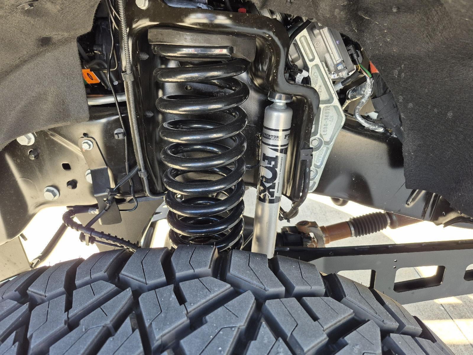 2026 Ford LIFTED Super Duty F-250 SRW LARIAT