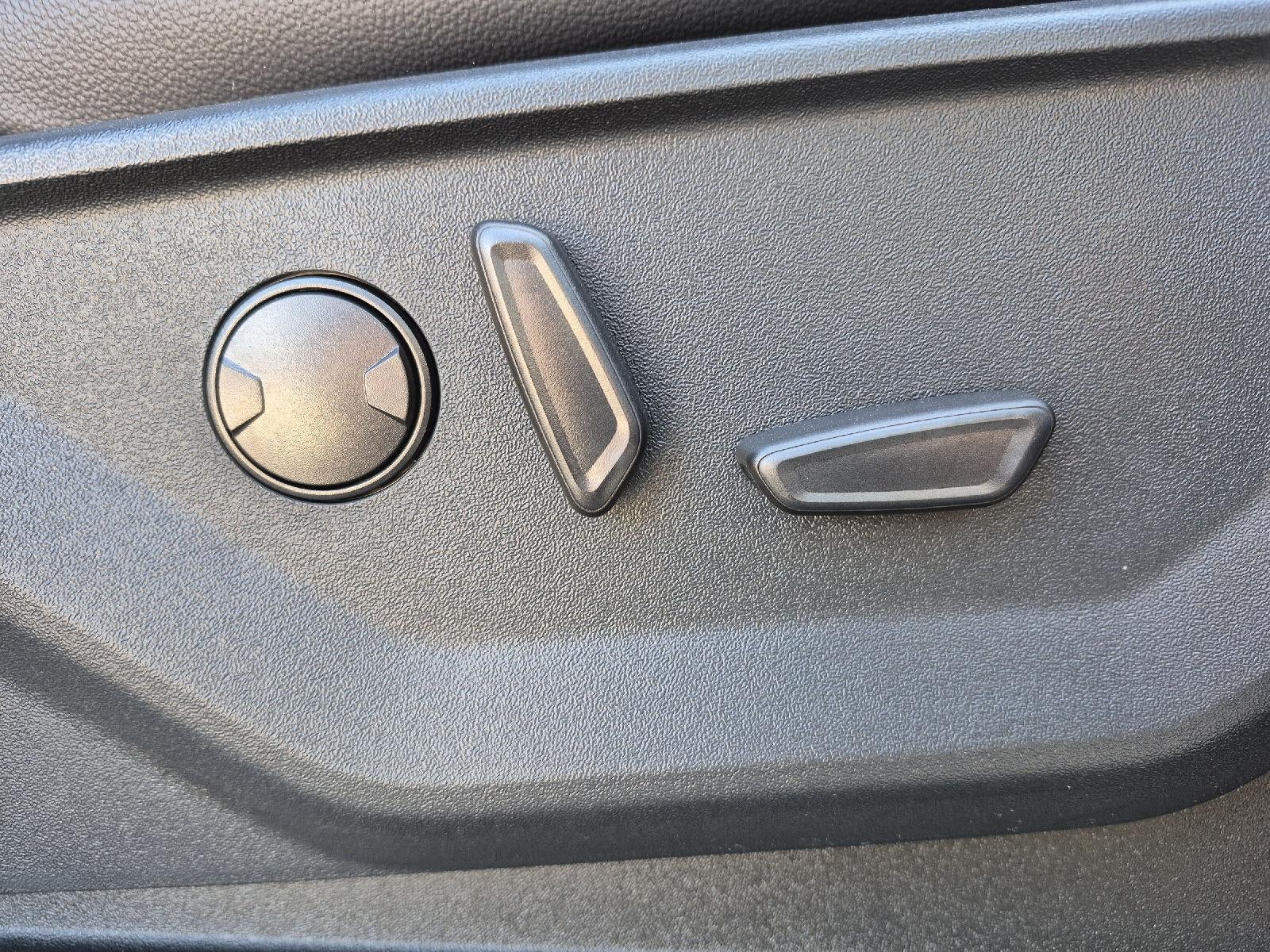 2025 Ford LIFTED Super Duty F-250 SRW LARIAT