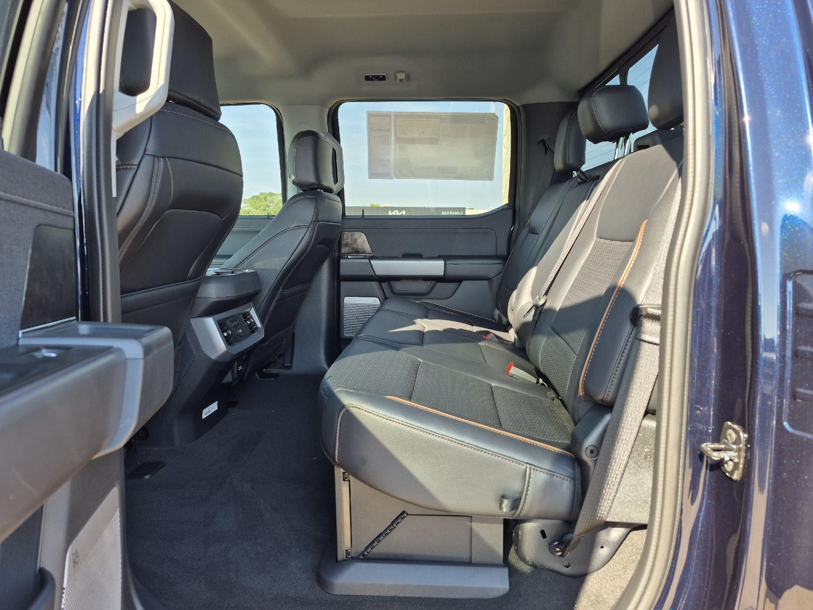 2025 Ford LIFTED Super Duty F-250 SRW LARIAT