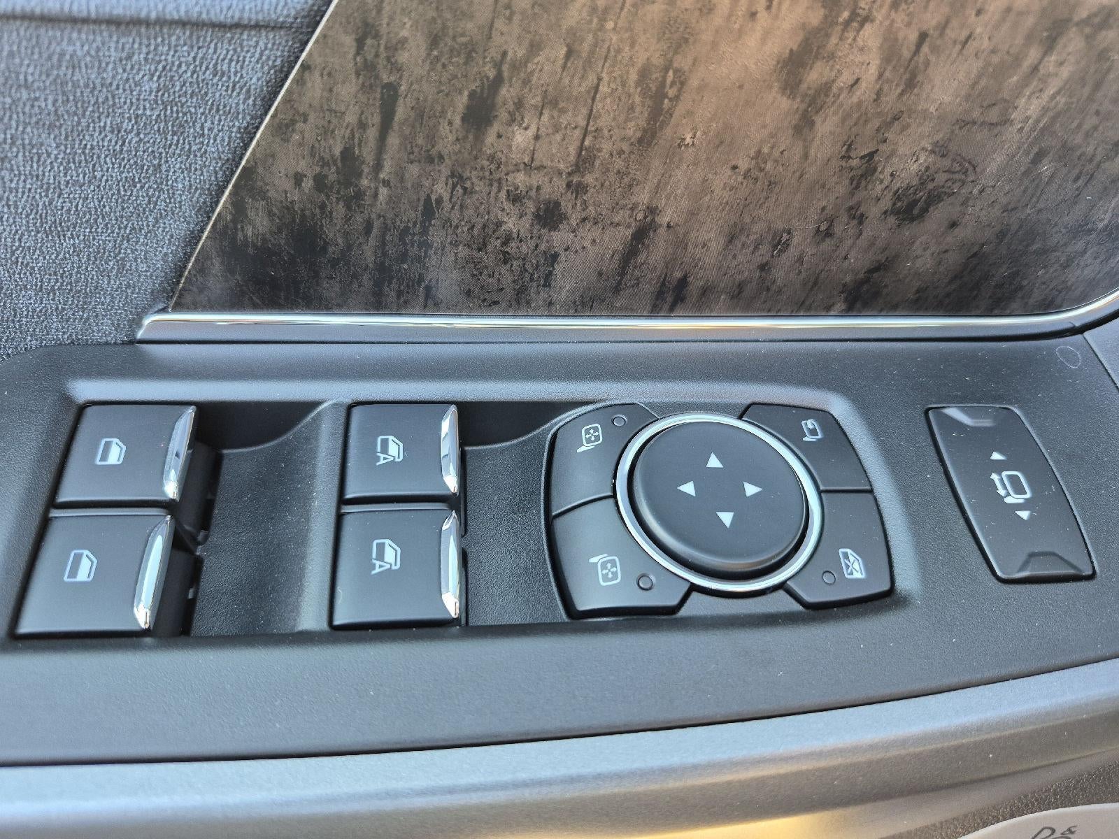 2025 Ford LIFTED Super Duty F-250 SRW LARIAT