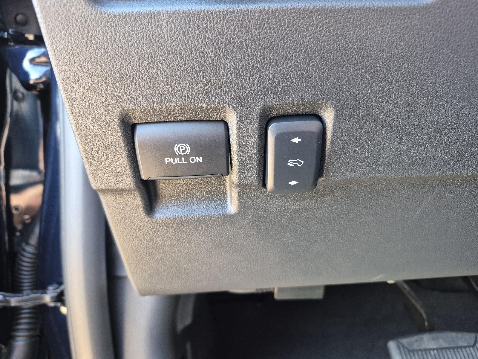 2025 Ford LIFTED Super Duty F-250 SRW LARIAT