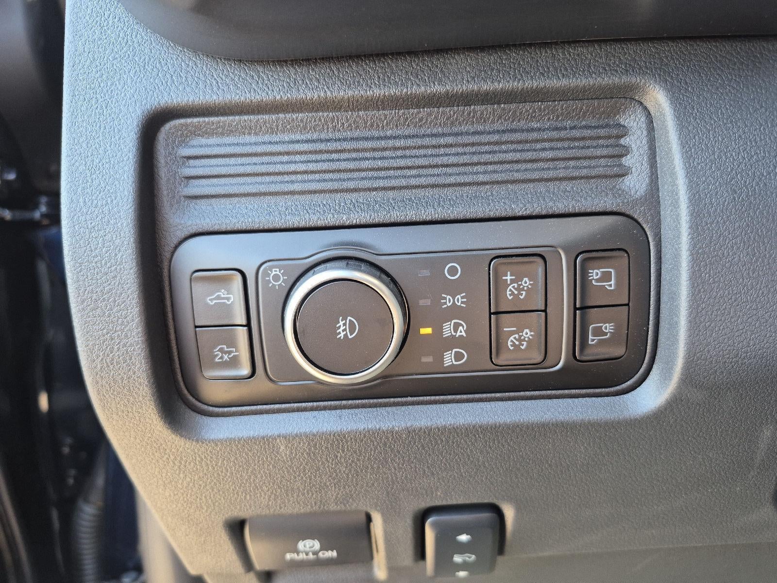 2025 Ford LIFTED Super Duty F-250 SRW LARIAT