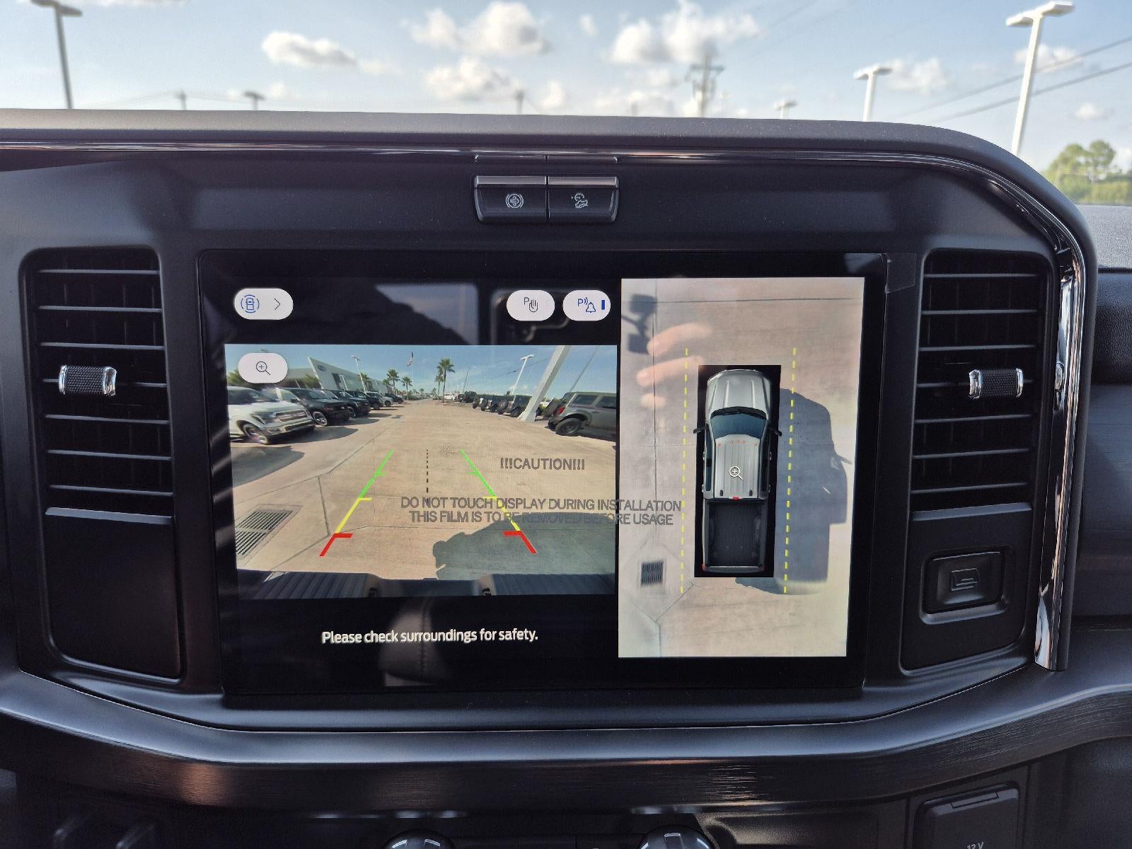 2025 Ford LIFTED Super Duty F-250 SRW LARIAT