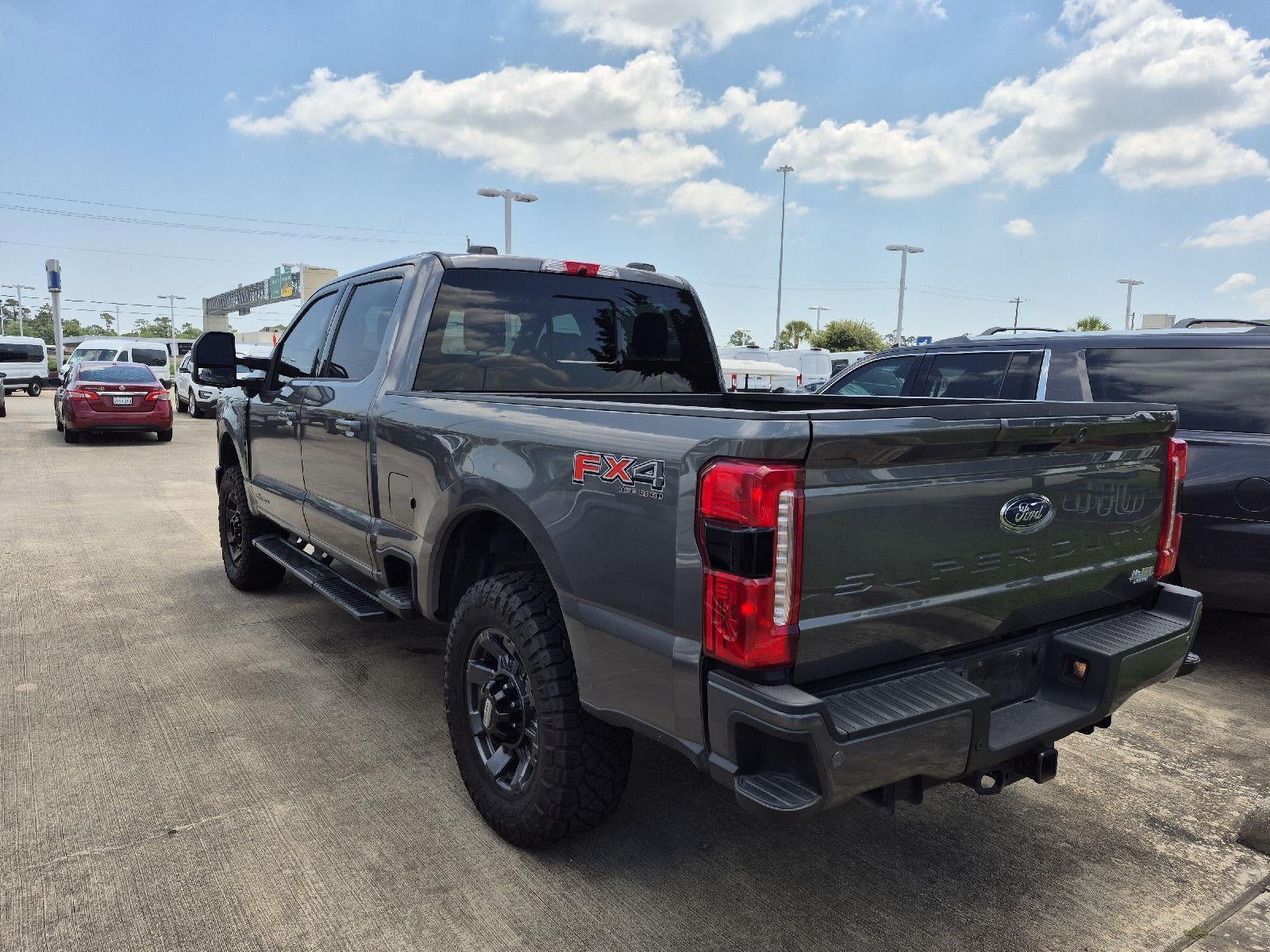 2023 Ford Super Duty F-250 Lariat