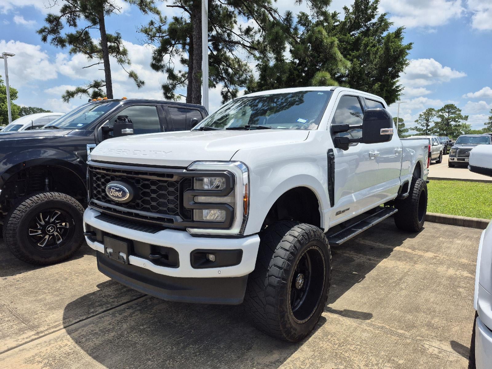 2024 Ford F-250 Lariat 4x4 Crew Cab 6-3/4' Box's photo