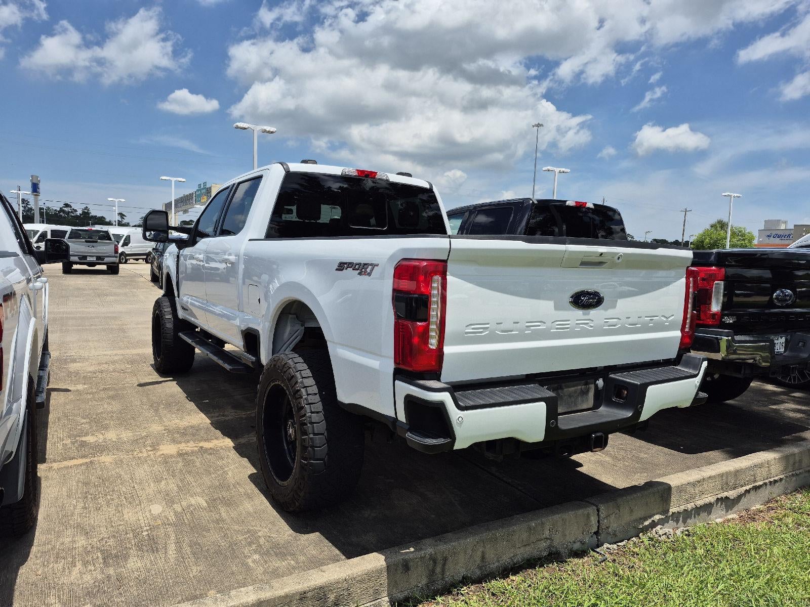 2024 Ford Super Duty F-250 Lariat