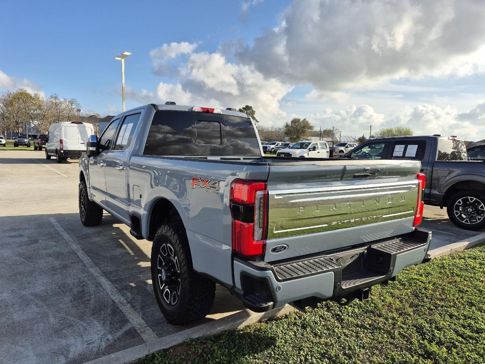 2024 Ford Super Duty F-250 Platinum