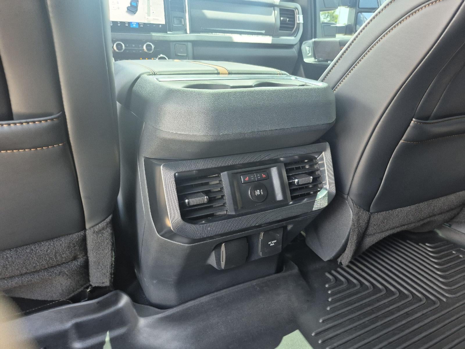 2024 Ford Super Duty F-350 Platinum