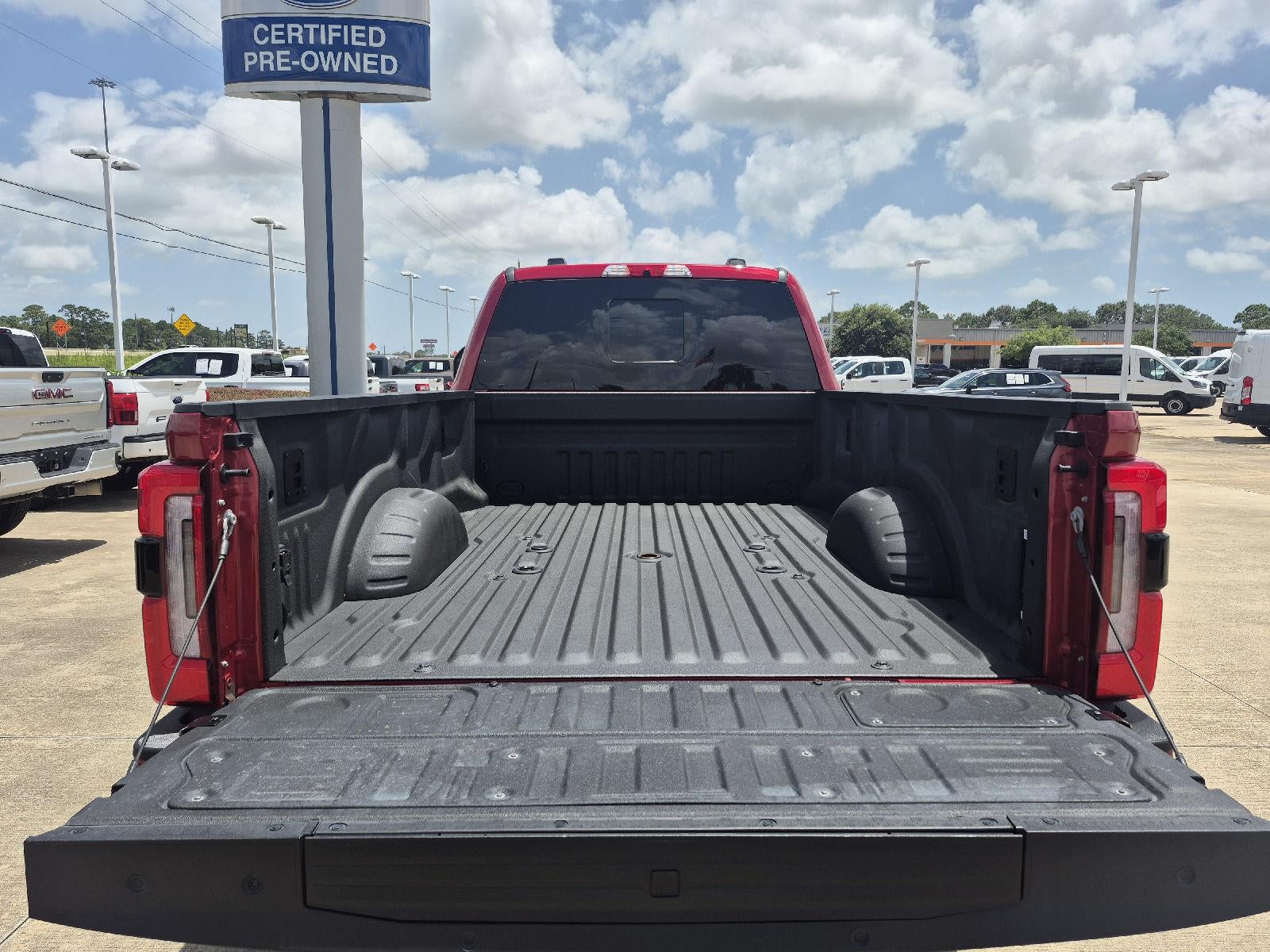 2024 Ford Super Duty F-350 Platinum