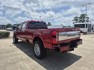 2024 Ford Super Duty F-350 Platinum