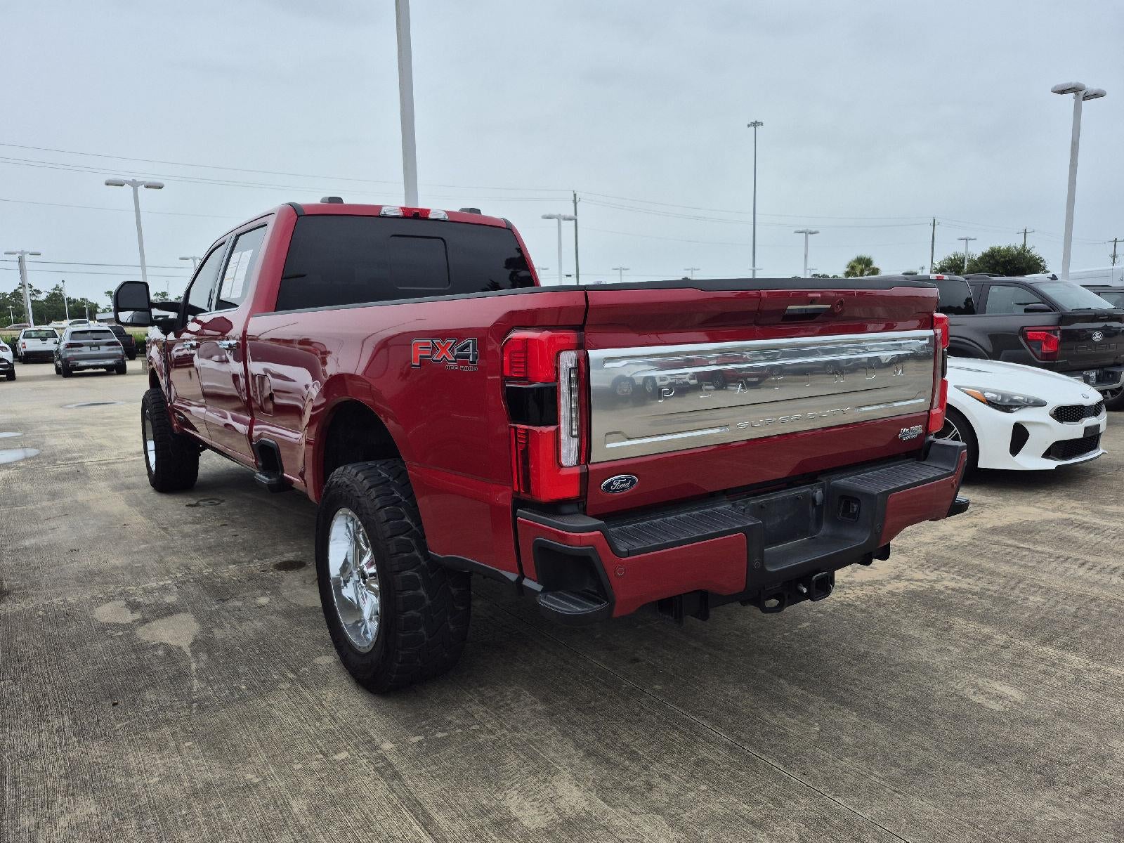 2024 Ford Super Duty F-350 Platinum