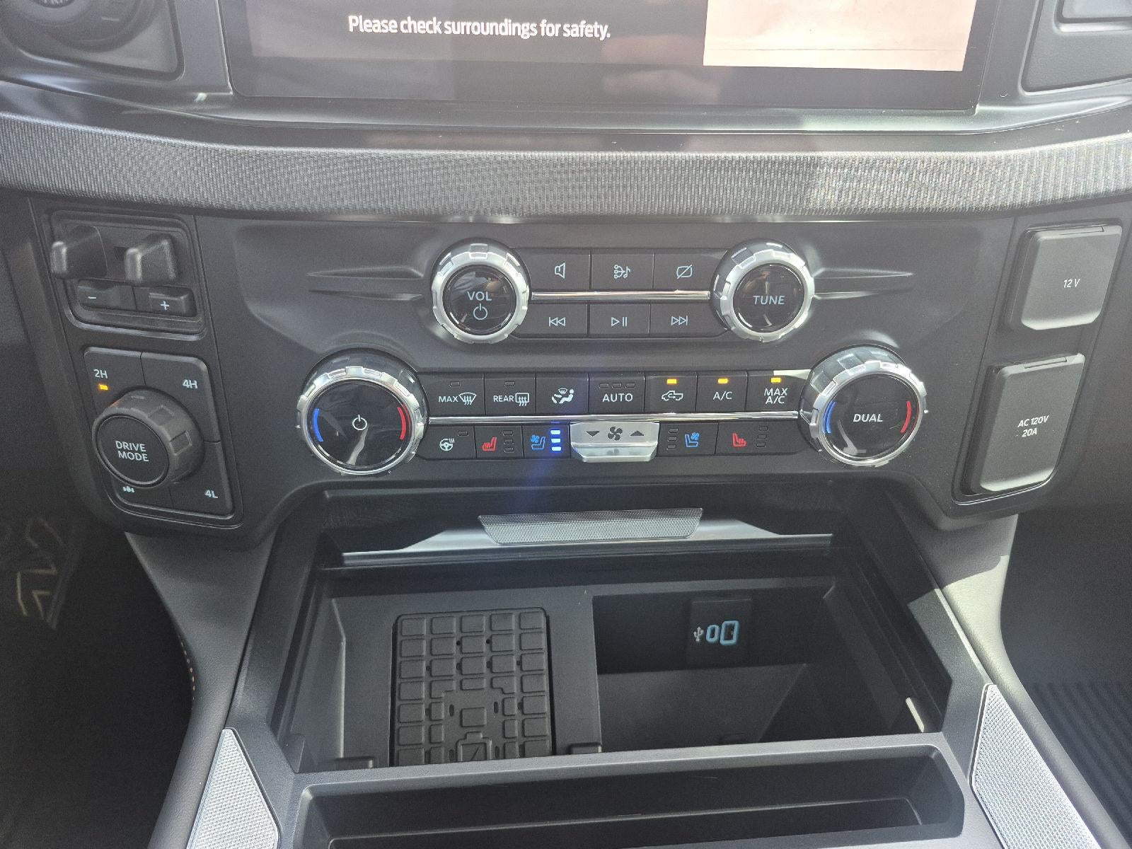 2024 Ford Super Duty F-350 Platinum