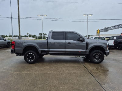 2025 Ford Super Duty F-350 Srw Platinum