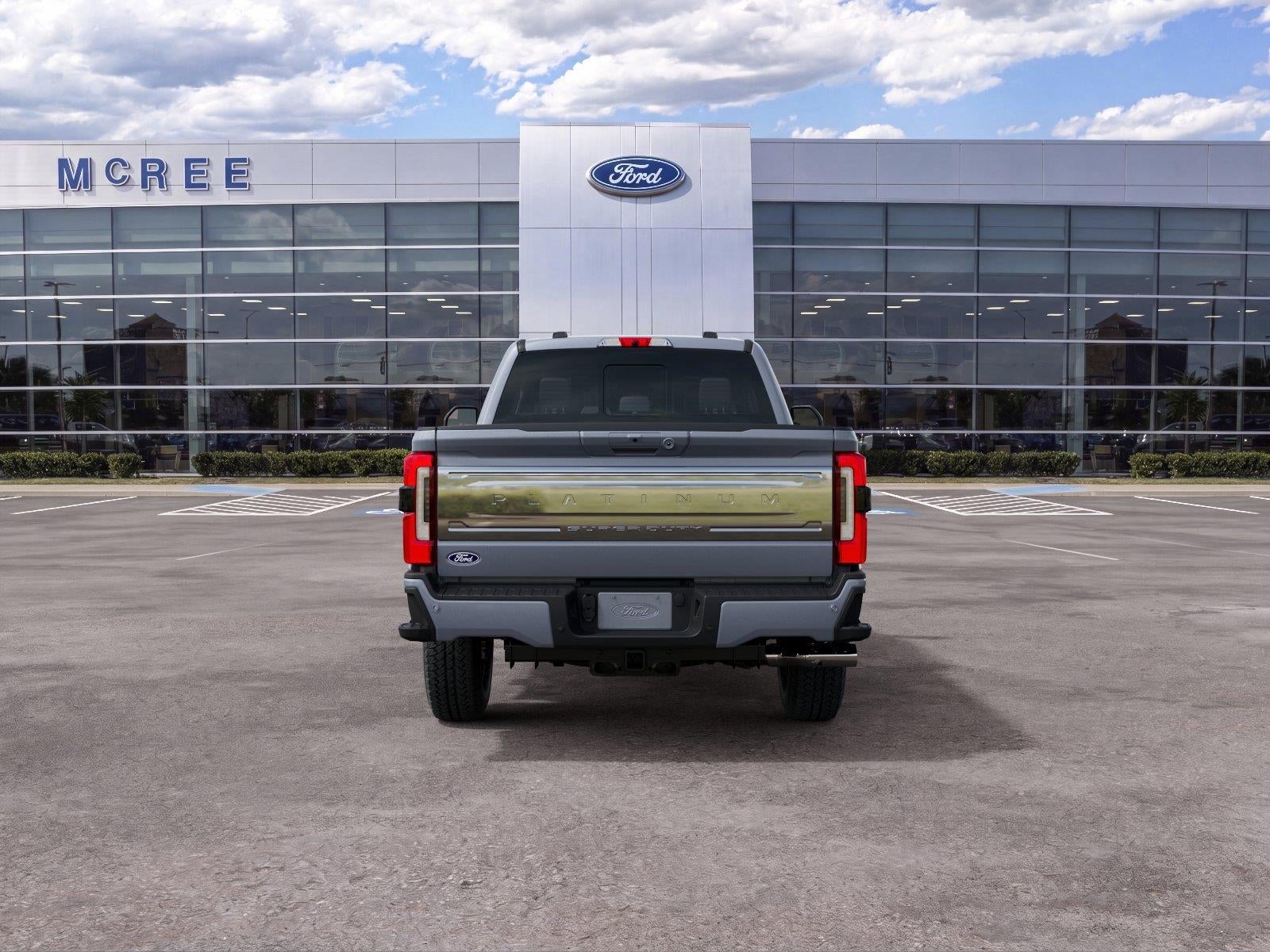 2027 Ford Super Duty F-350 SRW Platinum