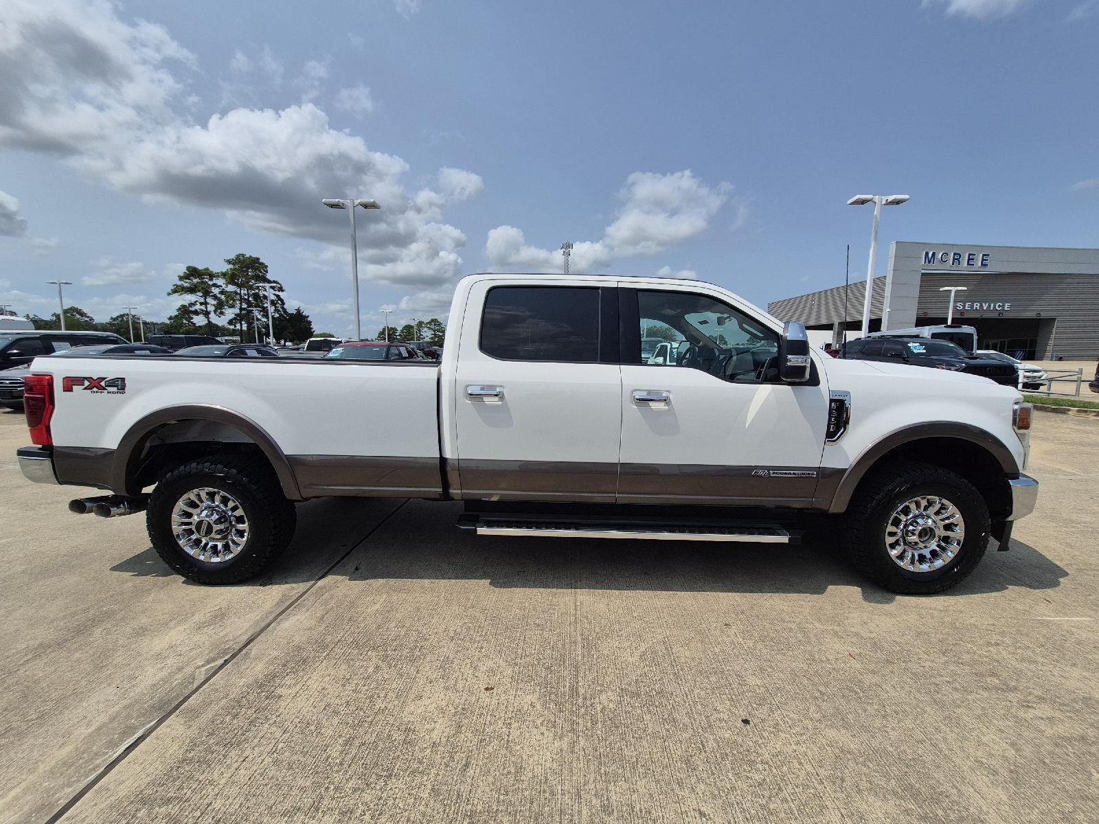 2022 Ford Super Duty F-350 SRW LARIAT