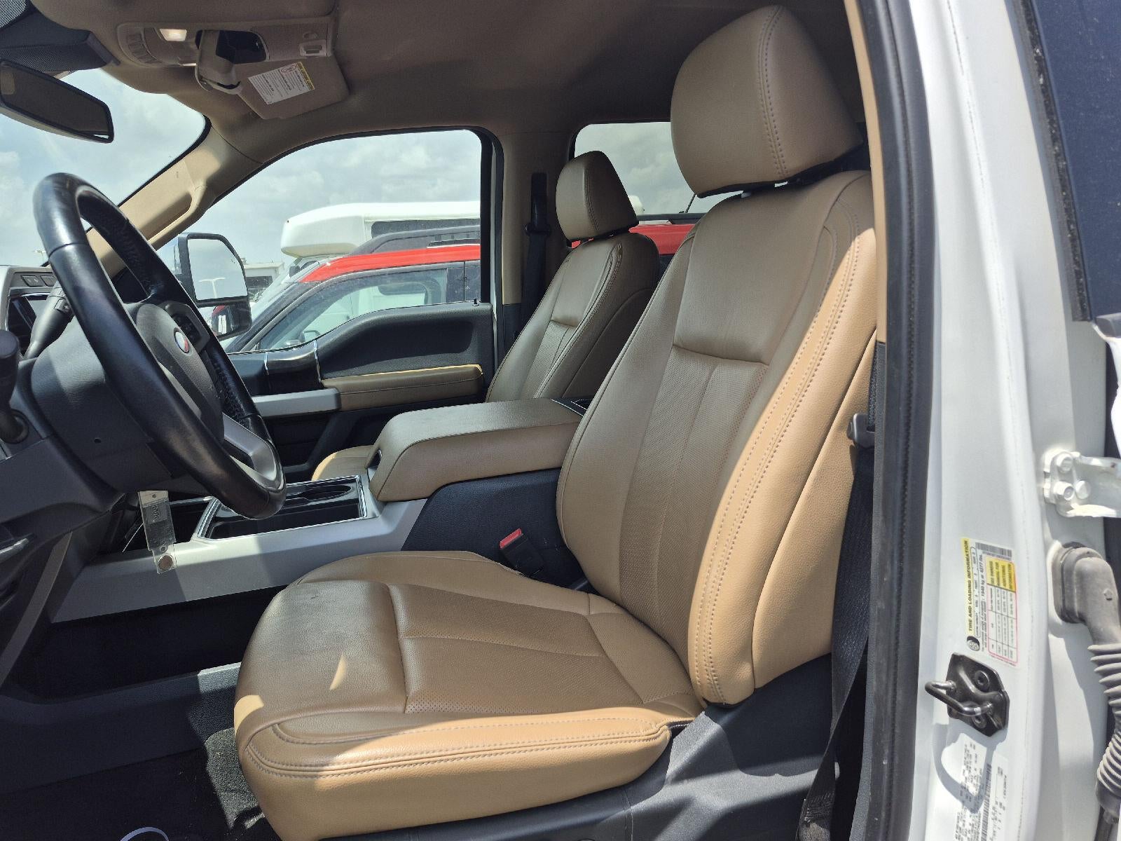 2022 Ford Super Duty F-350 SRW LARIAT
