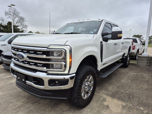 2023 Ford Super Duty F-350 Lariat