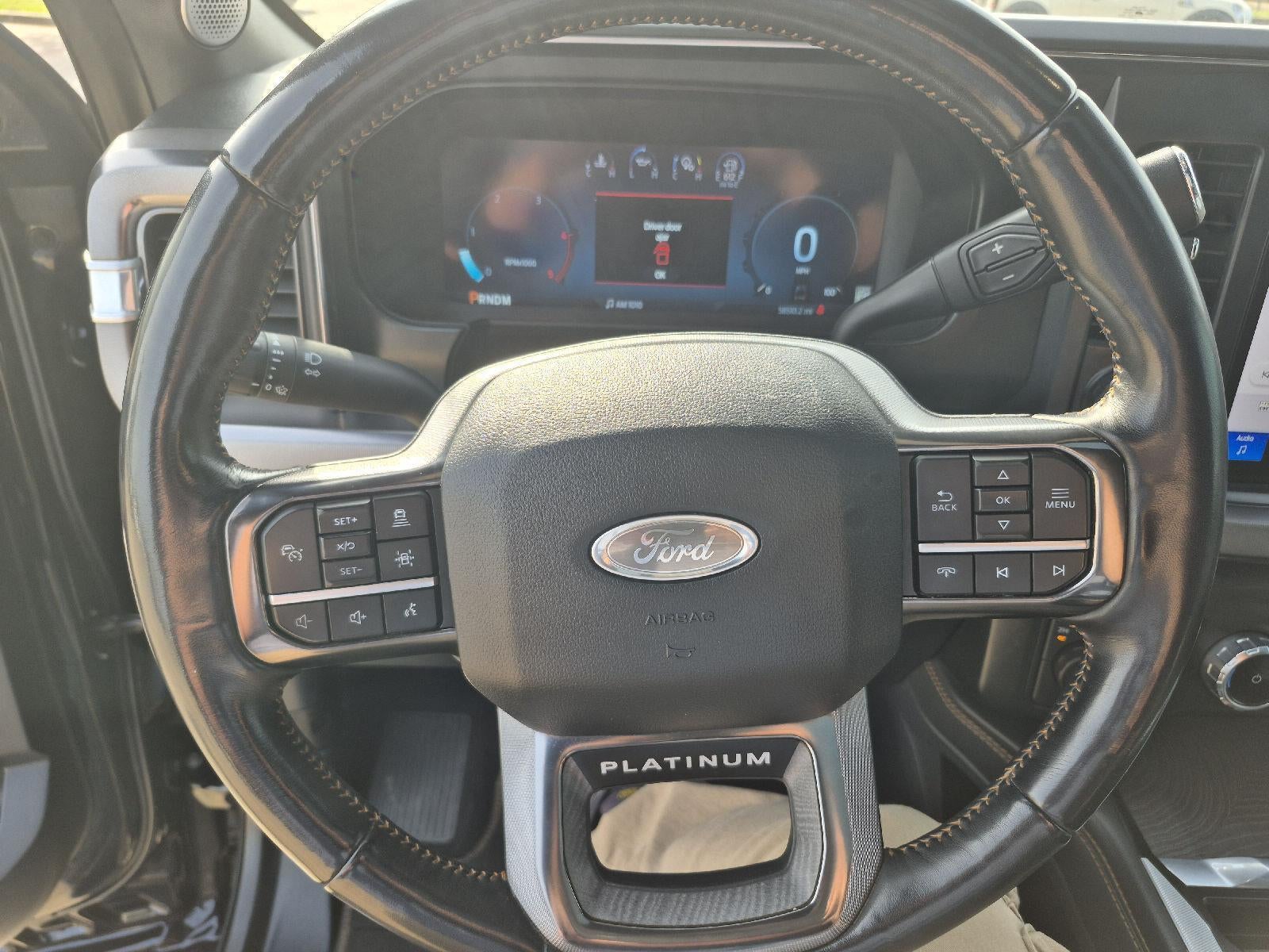 2023 Ford Super Duty F-350 DRW Platinum