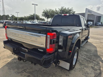 2023 Ford Super Duty F-350 DRW Platinum