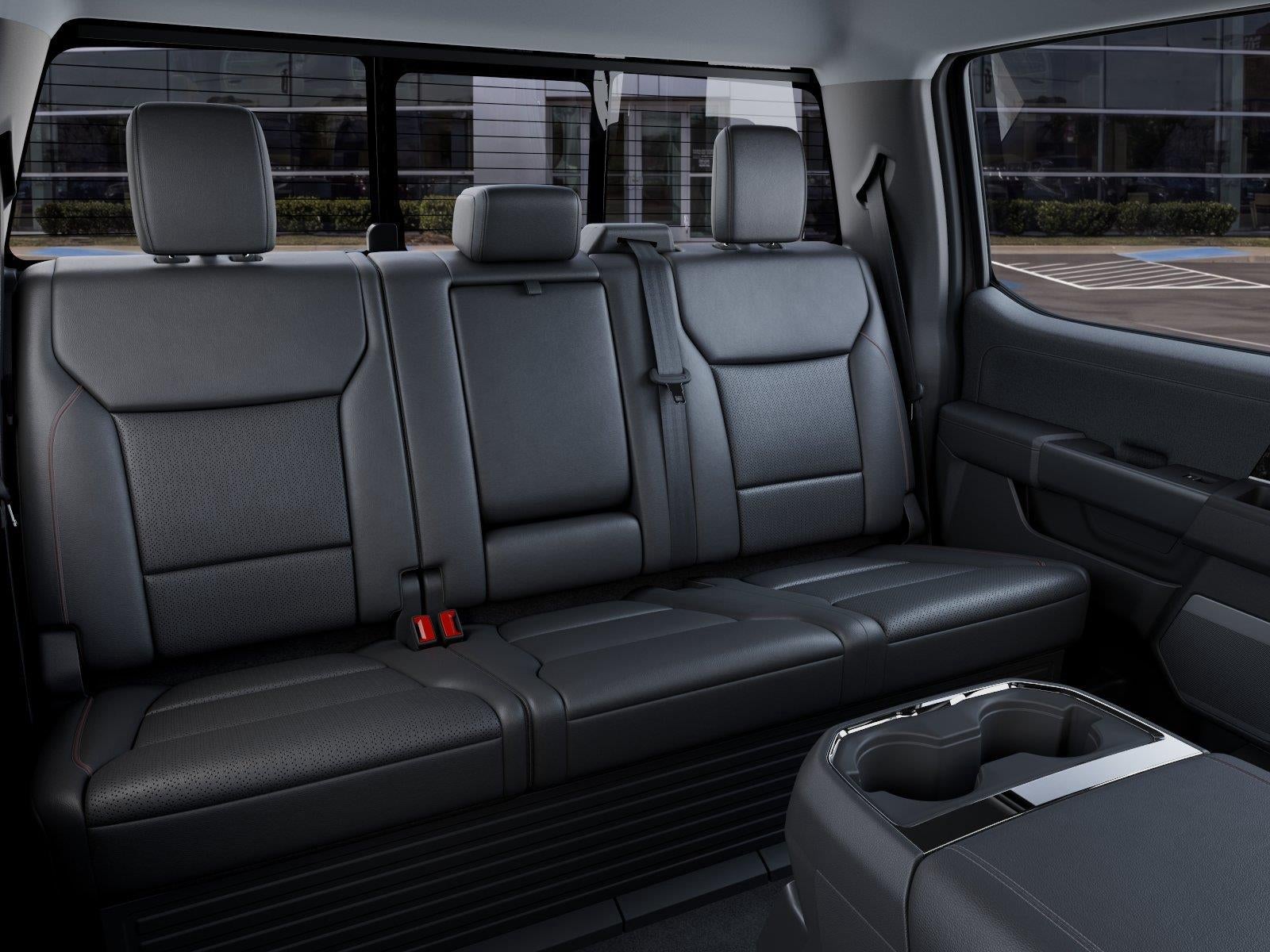 2027 Ford Super Duty F-350 DRW Lariat