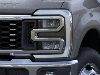 2026 Ford Super Duty F-350 DRW LARIAT