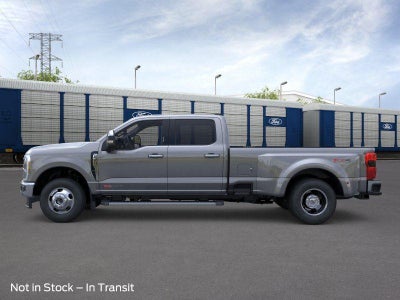 2026 Ford Super Duty F-350 DRW LARIAT