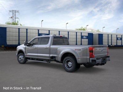2026 Ford Super Duty F-350 DRW LARIAT