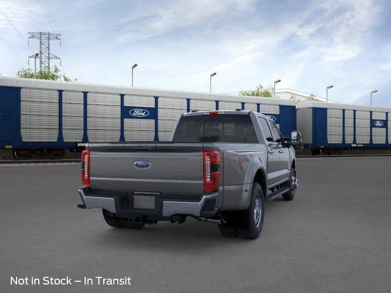 2026 Ford Super Duty F-350 DRW LARIAT