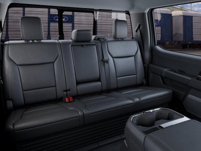 2027 Ford Super Duty F-350 DRW Lariat
