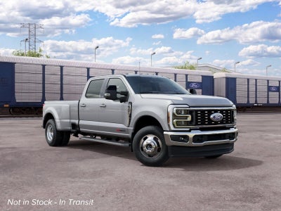2027 Ford Super Duty F-350 DRW Lariat