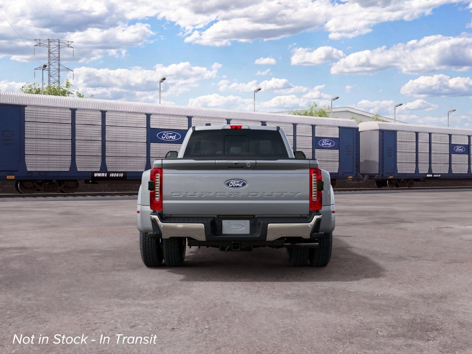 2027 Ford Super Duty F-350 DRW Lariat